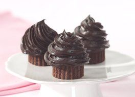 Nordic Ware Commercial Filled Cupcakes Pan 85002 N6