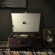 1byone Suit-case Style Turntable with Speaker, Bluetooth support and Vinyl-To-MP3 Recording, Belt Driven Record... N9