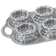 Nordic Ware Cast-Aluminum Nonstick Muffin Pan, Sweetheart Rose N25