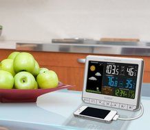 La Crosse Technology 308-1412S Color LCD Wireless Weather Station with USB Charging Port and Customizable Temperature...