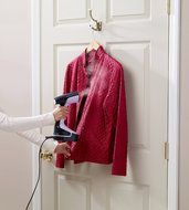 Rowenta DW5197 Partner of Fashion Focus Steam 1725-Watt Micro Steam Iron with Stainless Steel Soleplate, 400-Hole... N8