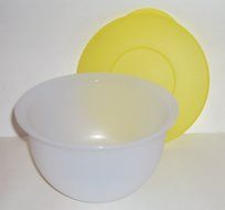 Tupperware Impression 5 Cup Nesting Mixing Bowl White with Yellow Seal