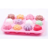 SIO 2pcs Creative Reusable Silicone Mould Cake Chocolate Jelly for Oven with 12 Holes Flower Shaped