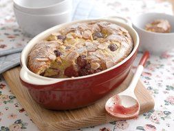 Denby Oven to Table 10-Inch Oval Casserole, 1.6-Liter, Red N2