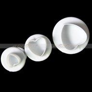 Generic 3Pcs/Set Heart Shaped Fondant plunger Cutter cake decorating Sugarcraft embossing tool(White) N3