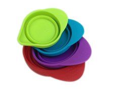 Silicone measuring cups - space saving collapsible 4 piece