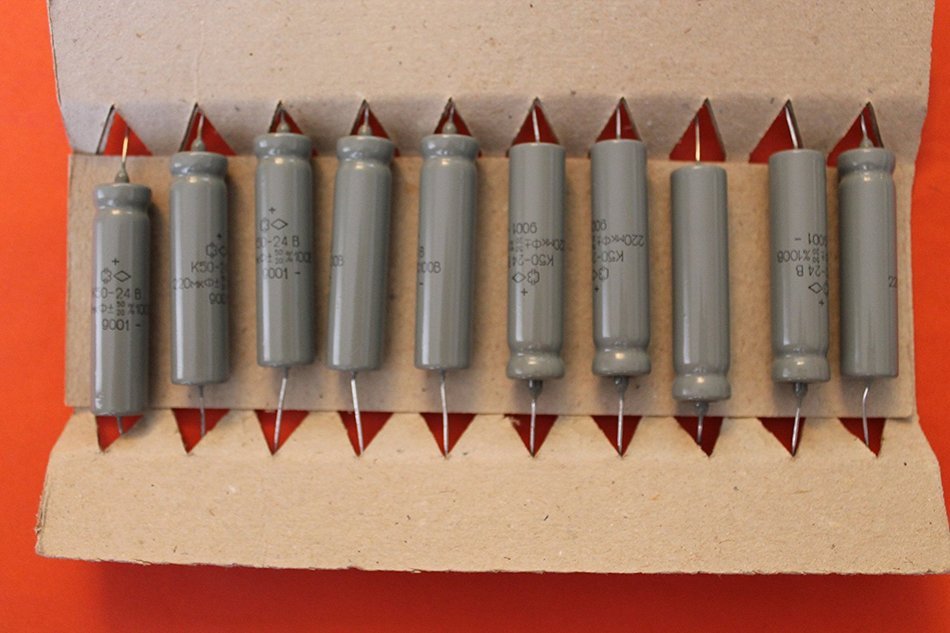 Capacitor oxide electrolytic K50-24V 100V 220uF USSR 5 pcs