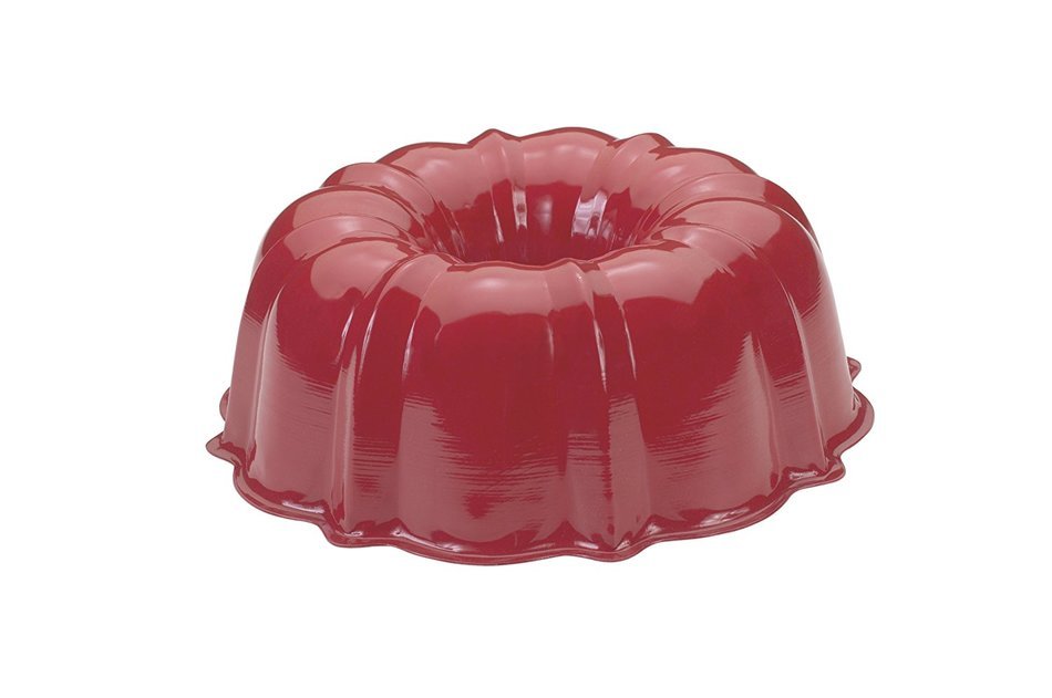 Nordicware 6-Cup Non-Stick Bundt Pan, Lightweight N3