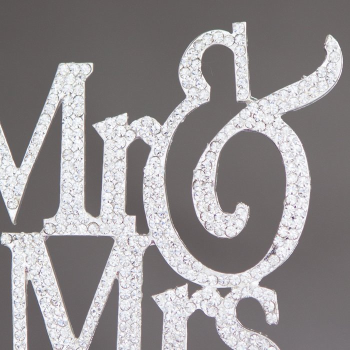 Mr & Mrs Wedding Cake Topper, Modern Monogram Decoration, Silver Crystal Rhinestone N4