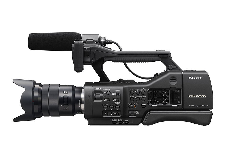 Sony NEXEA50M Entry Level APS-C Professional Camcorder with 3.5-Inch LCD (Black) (Discontinued by Manufacturer) N5