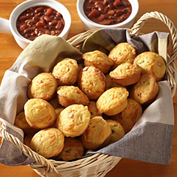 Nordic Ware Natural Aluminum NonStick Commercial Petite Cakes Muffin Pan, Mini, 24-Inch by 2-Inch Cups N3