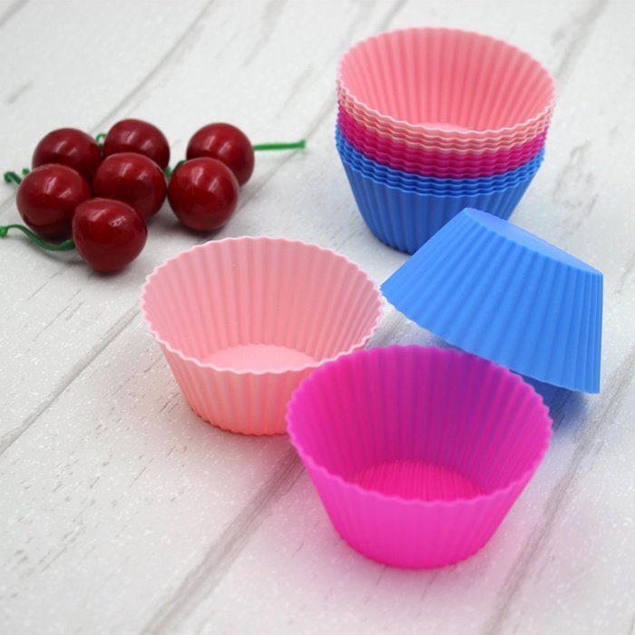 Baking Reusable Silicone Cupcake Muffin Dessert Cups Liners Molds Sets -- 7cm, Random Color (24/Pack) (24, 7cm) N5