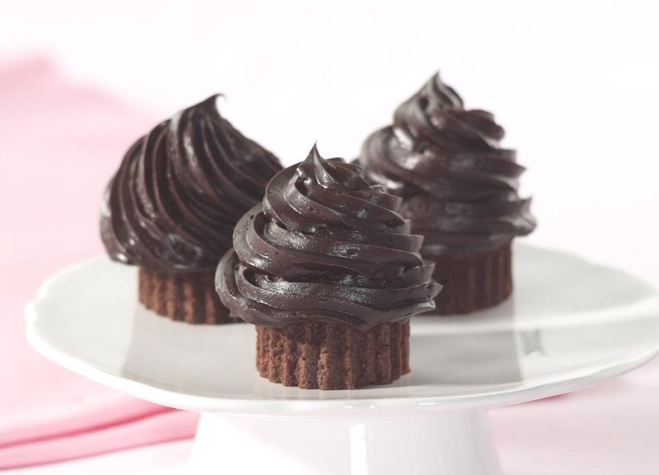 Nordic Ware Commercial Filled Cupcakes Pan 85002 N6