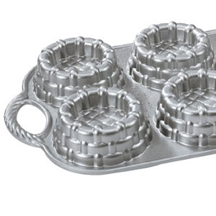Nordic Ware Cast-Aluminum Nonstick Muffin Pan, Sweetheart Rose N25