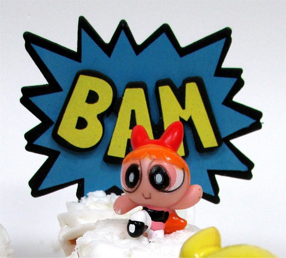 POWERPUFF GIRLS 8 Piece Birthday CUPCAKE Topper Set Featuring Powerpuff Girls Figures and Decorative Themed Accessories... N7