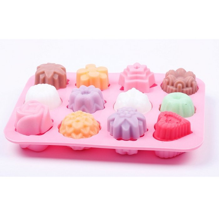 SIO 2pcs Creative Reusable Silicone Mould Cake Chocolate Jelly for Oven with 12 Holes Flower Shaped