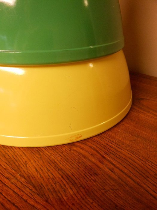 Pyrex "Primary Colors" Mixing Bowl Set of 4 N2