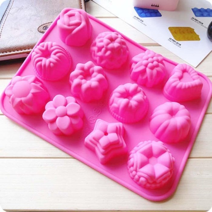 Muffin Flowers Chocolate Candy Fondant Cake Making Mold Portable Silicone Baking Pan N6