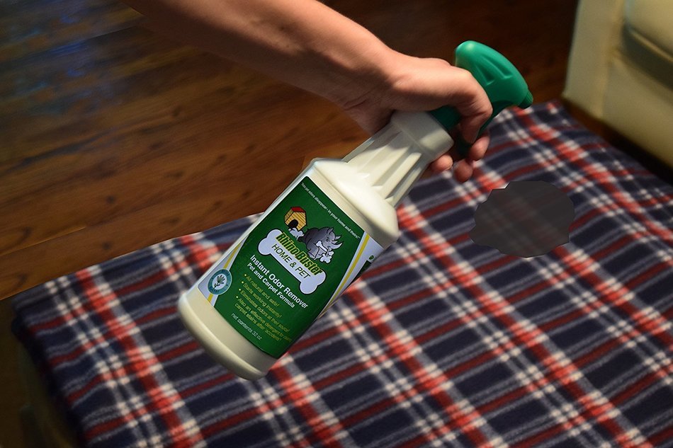 32 oz Rhino Buster Home & Pet N5