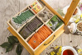 Wooden Tea Box, Tea Storage, Gourmet Tea Bag Organizer &amp; Holder, Clear Lid, 9 Compartment, 180+ Bags N6