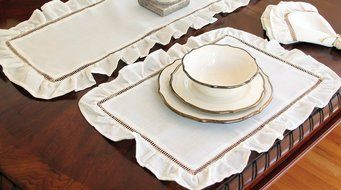 Xia Home Fashions Hemstitch/Ruffle Trim Natural Napkin, 20 by 20-Inch, White, Set of 4 N2