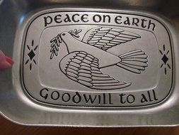 Wilton Armetale Peace on Earth Dove Bread Dish N2