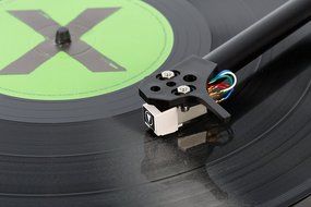 FLEXSON VinylPlay Digital Turntable (Black) N7