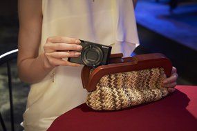 Sony Appareil photo avanc&eacute; RX100 III avec capteur de type 1.0 N11