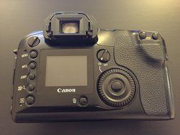 Canon D60 6.3mp Digital SLR Camera Body Only N2