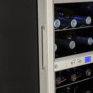 Koldfront 18 Bottle Dual Zone Thermoelectric Wine Cooler - Silver/Black N5