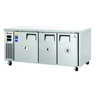 Everest Refrigeration ETRF3 Undercounter Refrigerator/Freezer Combo