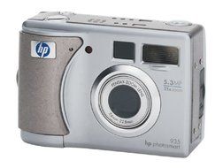 HP PhotoSmart 935 5.3MP Digital Camera with 3x Optical Zoom N3