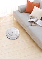 CCP　LAQULITO automatic robot vacuum cleaner entry model White Import JPN N7