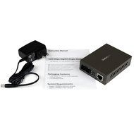 StarTech.com 1000 Mbps Gigabit Ethernet Multi Mode Fiber Media Converter with SC 550m (ET91000SC2) N17