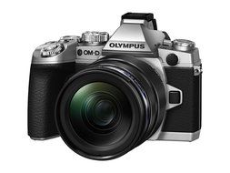 Olympus E-M1 Body 16 Mpix Silver Kit Incl. EZ-M1240 PRO black, V207017SE000 (Incl. EZ-M1240 PRO black Lens hood... N4