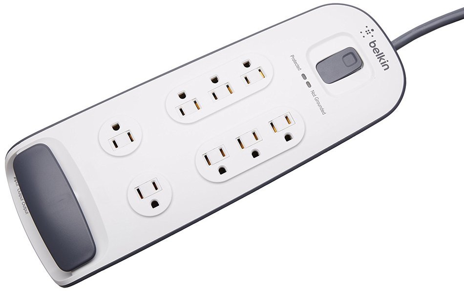 Belkin 8-Outlet AV Power Strip Surge Protector with 6-Foot Power Cord and Telephone Protection, 3000 Joules (BV108200... N2