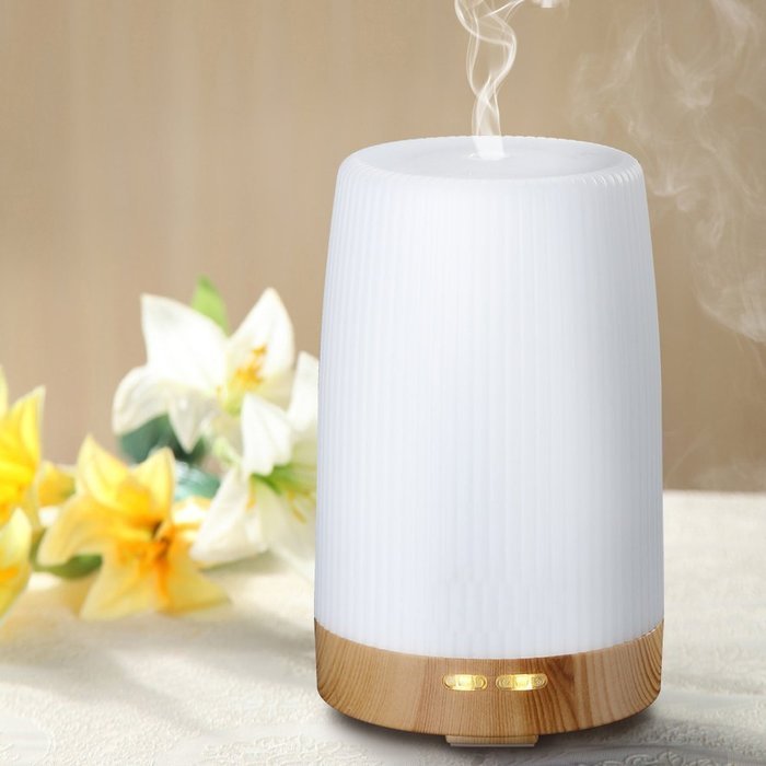 Essential Oil Diffuser, Euph 100ml Wood Grain Cool Mist Humidifer Ultrasonic Aromatherapy Oil Diffuser with 7... N10