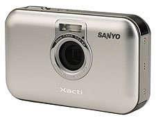 Sanyo VPC-E6 6MP Xacti Digital Still Camera with 3x Optical Zoom