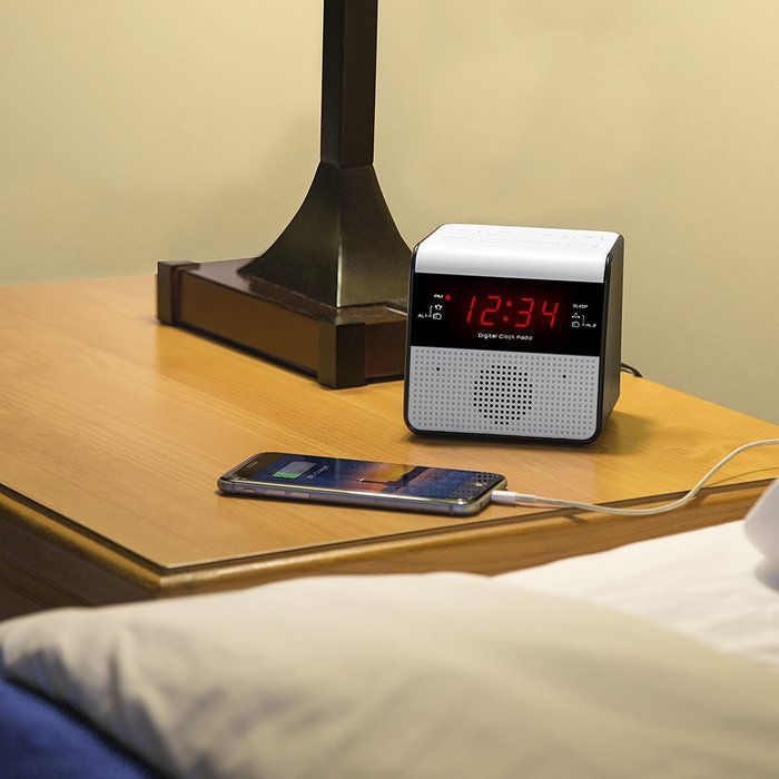 Equity by La Crosse 30118 FM Alarm Clock Radio with USB Charge Port N4