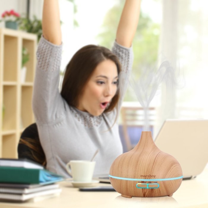 Marsboy Aroma Humidifier Oil Diffuser 300 mL Humidifier Aromatherapy Ultrasonic Cool Mist Humidifier with 7 Color... N6