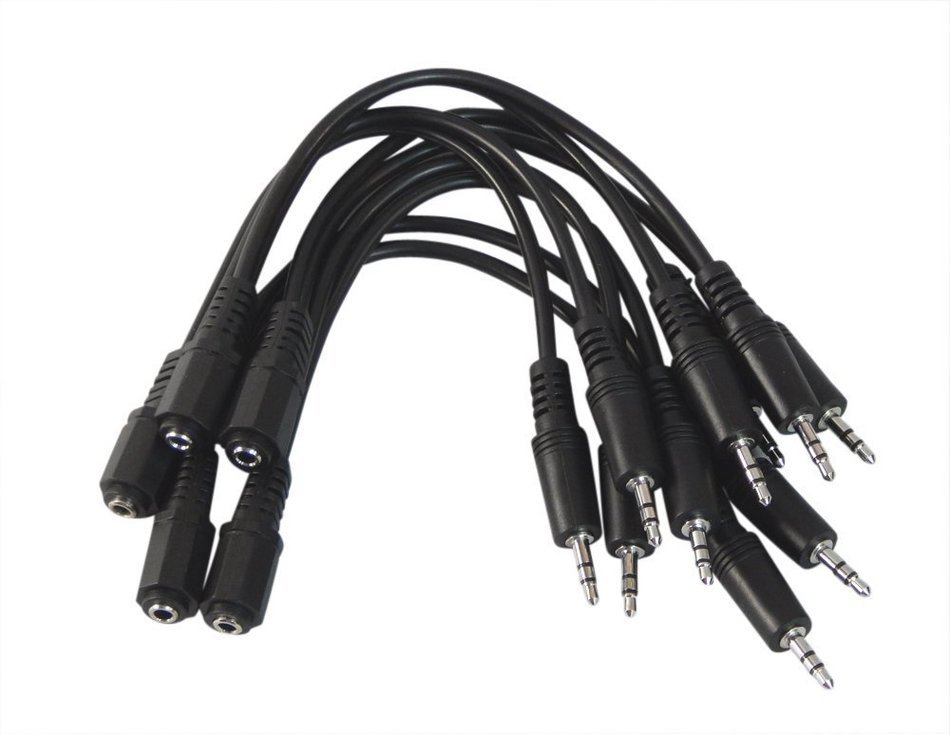 YCS Basics 3.5mm Splitter Cable 1 Female / 2 Male (Not for mixing or combining audio sources)