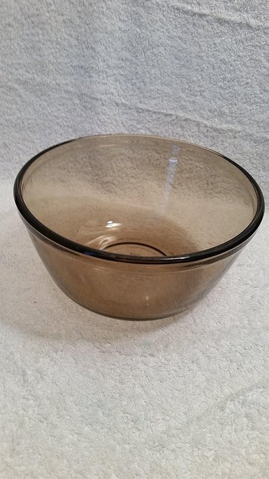Vintage Anchor Hocking Fire King Amber 1.5 Quart Mixing Bowl No Lid N2