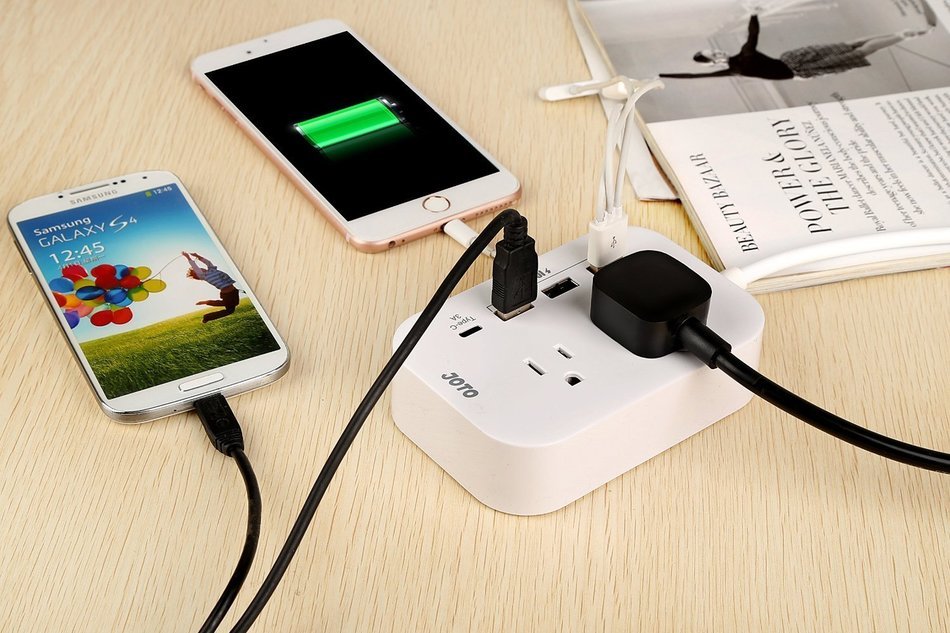 JOTO 2 Outlet Surge Protector Power Strip with USB Smart Charger (4 Port,5V 7.4A),with Type C Charging Port, 6.6ft... N17