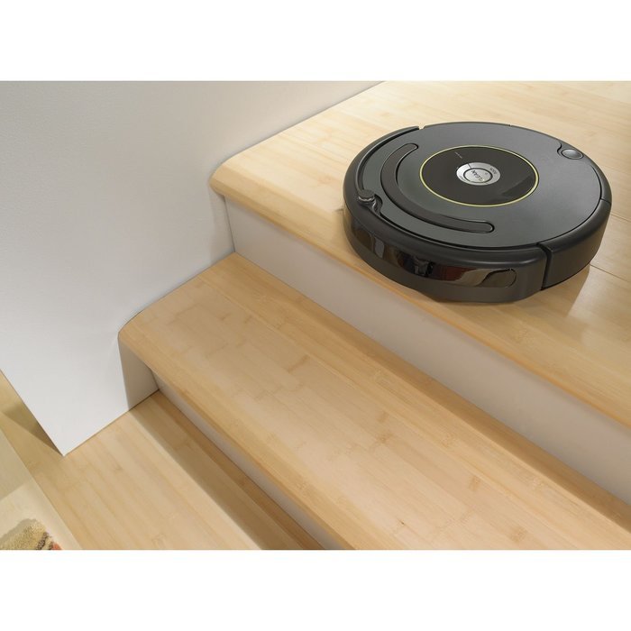iRobot Roomba 645 Vacuum Cleaning Robot