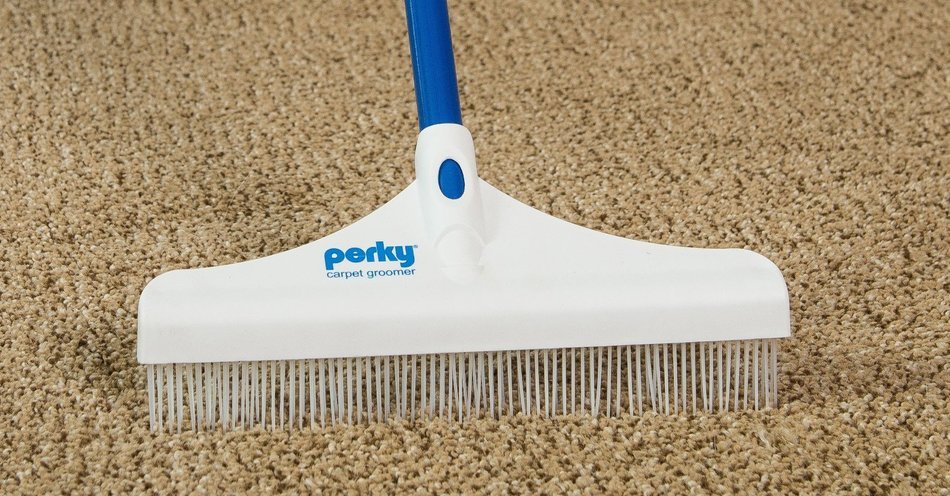Groom Industries Perky Groomer Carpet Rake N7