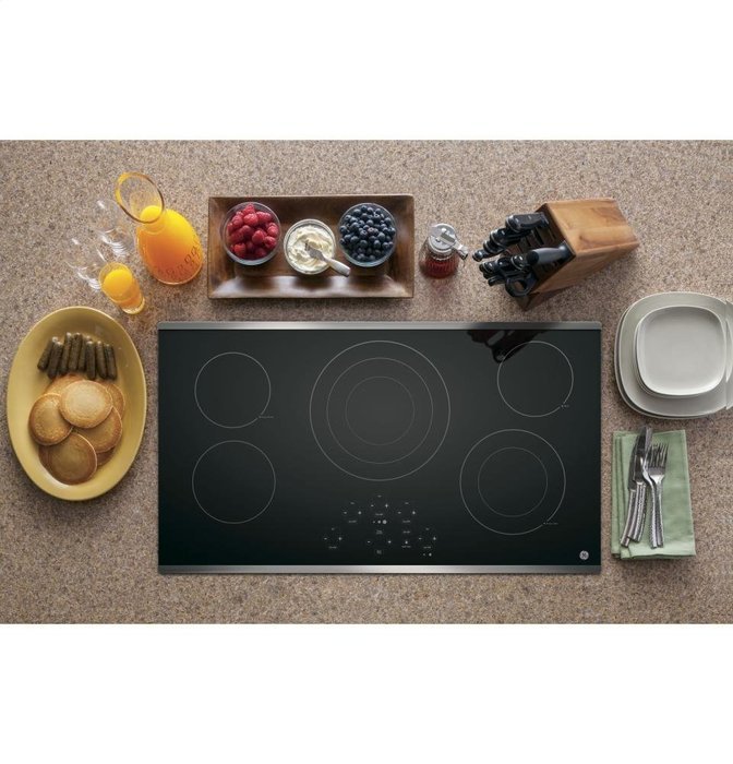 GE JP5036SJSS 36" Black Electric Smoothtop Cooktop (Stainless Trim) N3