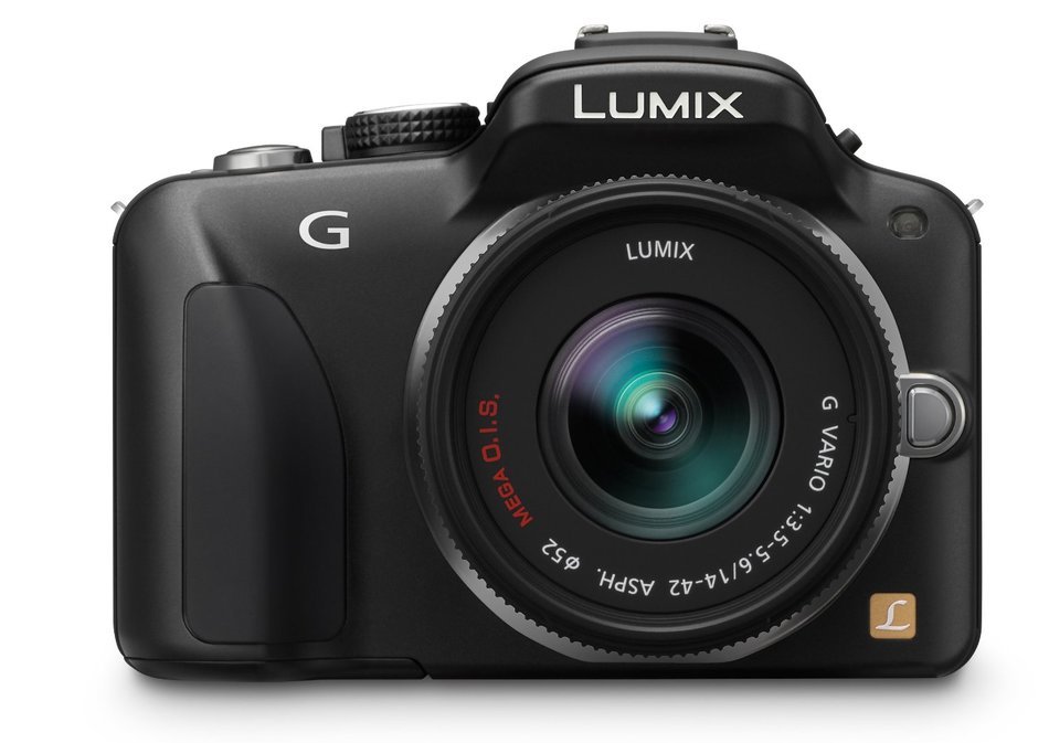 Panasonic LUMIX DMC-G3 16 MP Micro Four-Thirds Interchangeable Lens Camera with 3-Inch Free-Angle Touch-Screen... N3