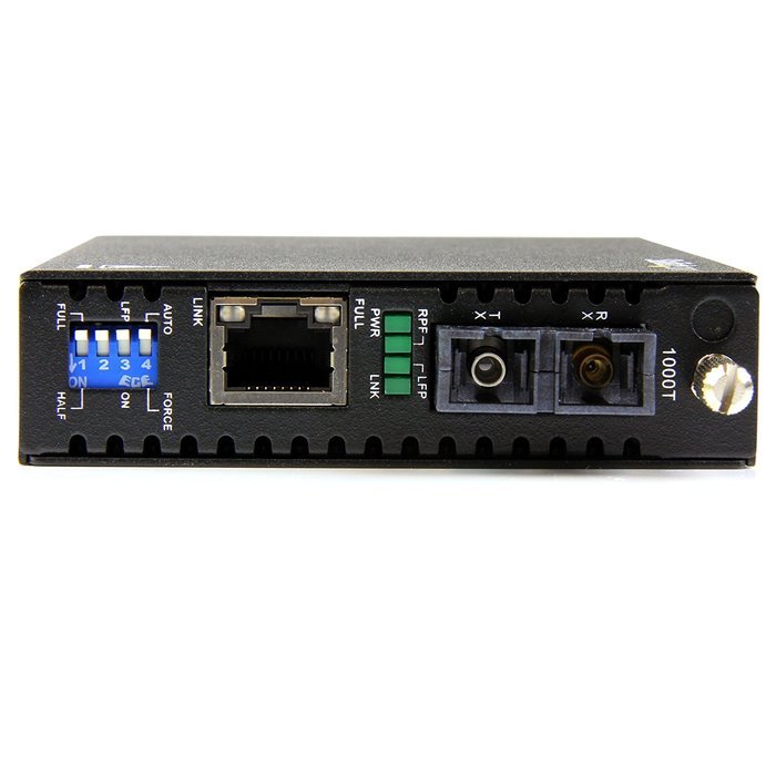 StarTech.com 1000 Mbps Gigabit Ethernet Multi Mode Fiber Media Converter with SC 550m (ET91000SC2) N14