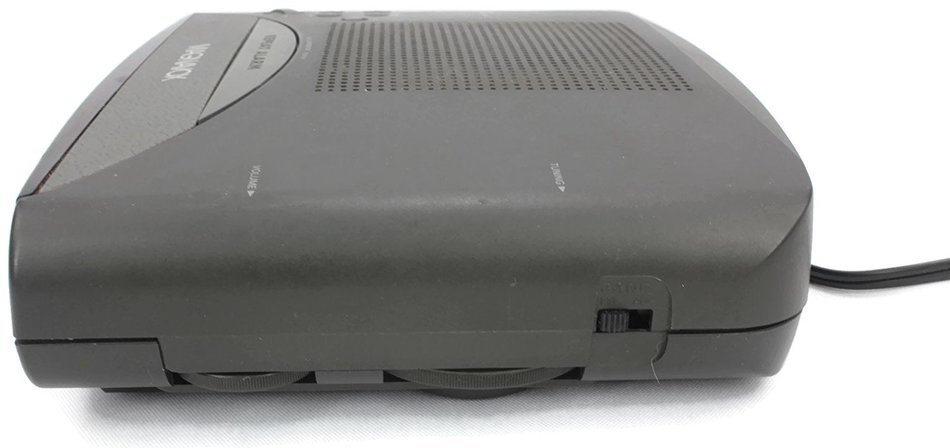 Magnavox AJ3240/17 AM/FM Clock Radio (Discontinued by Manufacturer) N8