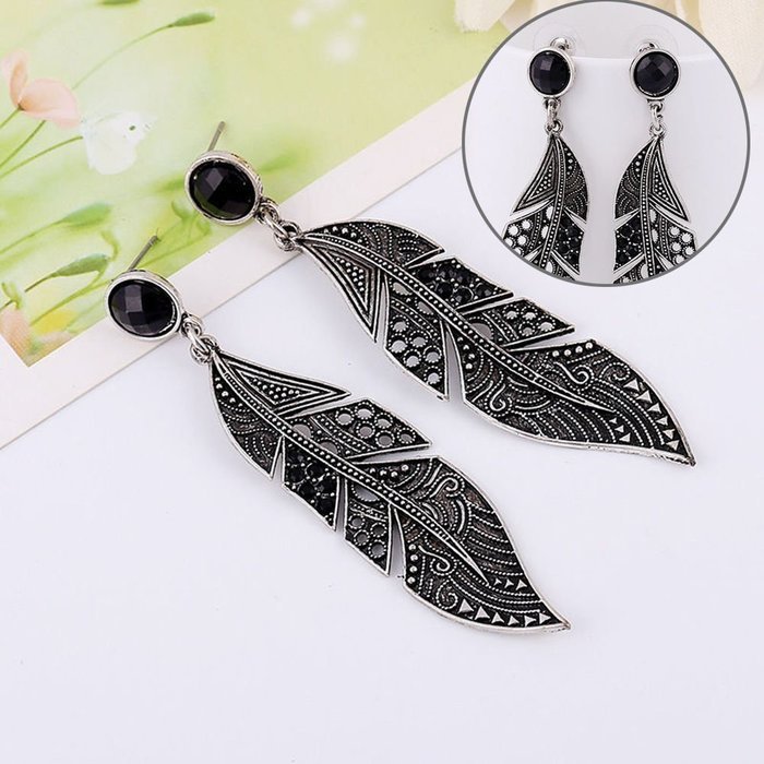 Fashion Black Long Leaf Drop Stud Dangle Earrings Fashion Women Silver Jewelry N6